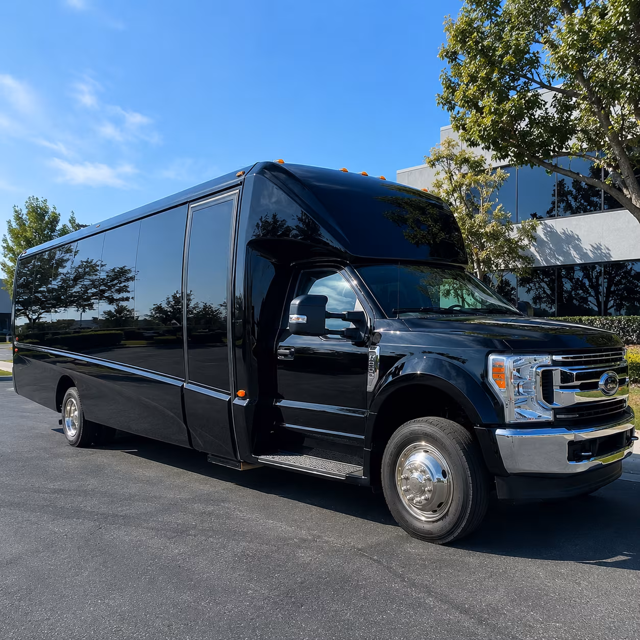 minibuses and charter buses for brevard zoo school programs